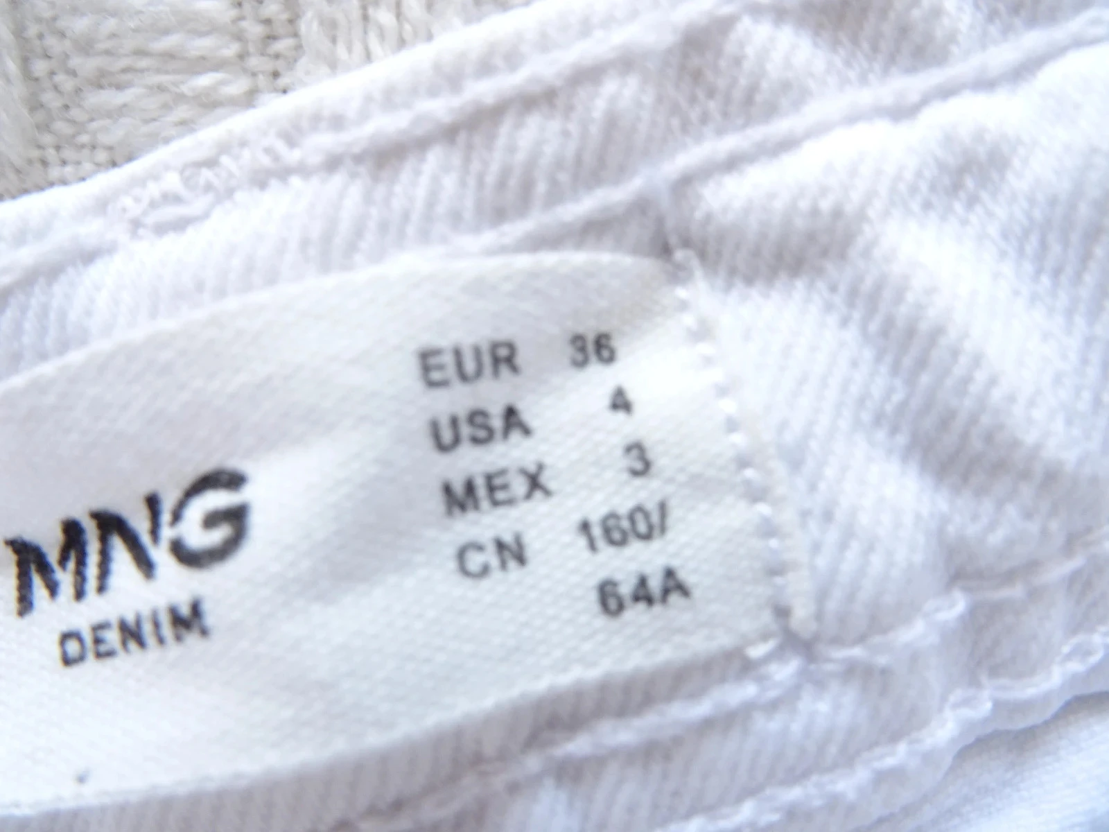 Jeans blanco MANGO de talle alto talla 36 – photo 2